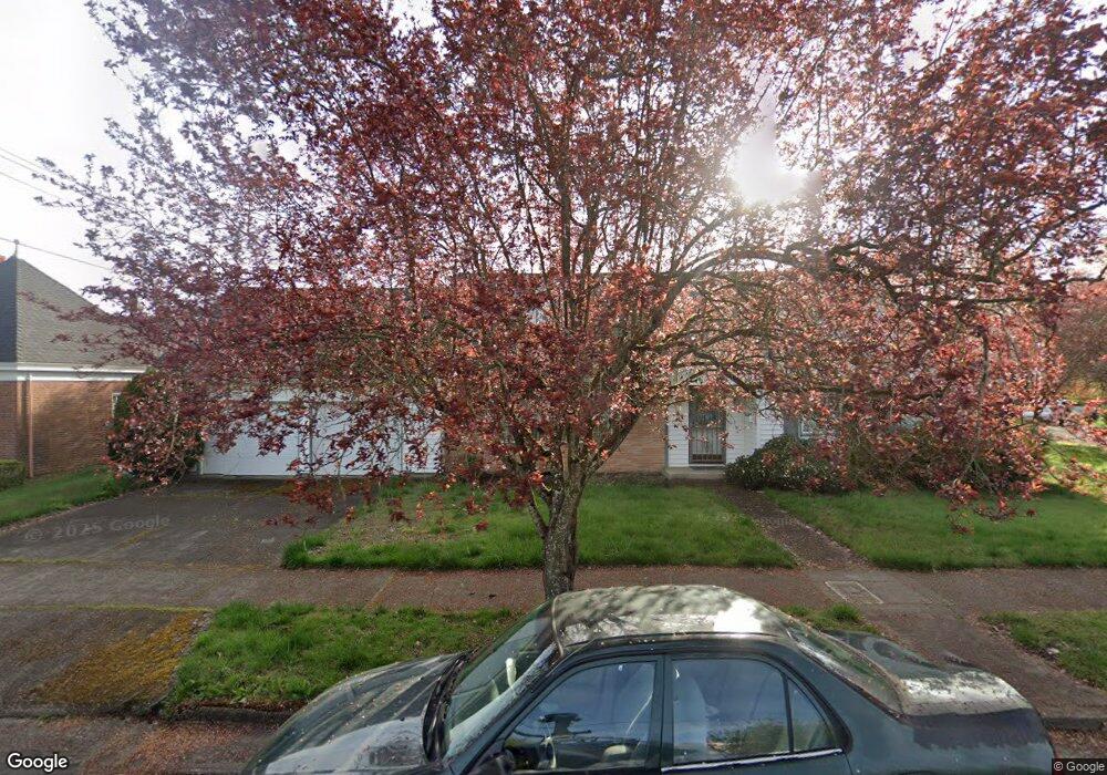 627 Ferry St SW, Albany, OR 97321 - photo 1