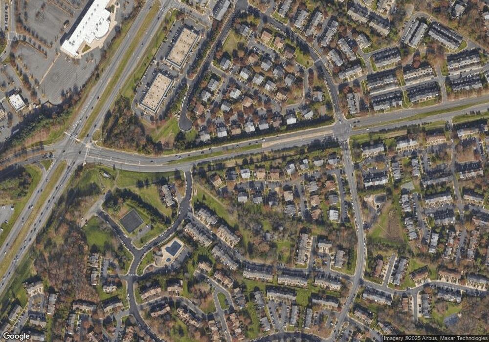 14020A Grumble Jones Ct, Centreville, VA 20121 - photo 1