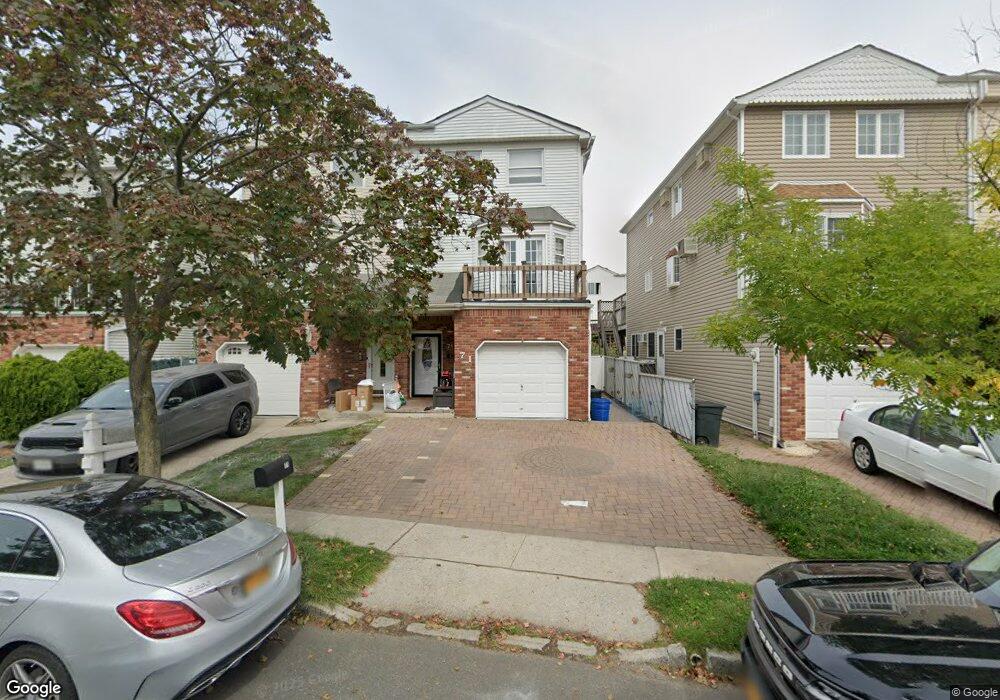 67 Blythe Place, Staten Island, NY 10306 - photo 1