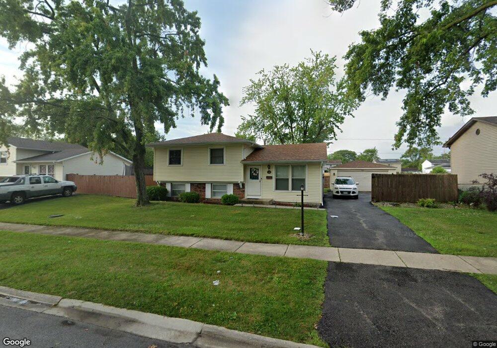 3613 Wellington Ct, Hazel Crest, IL 60429 - photo 1