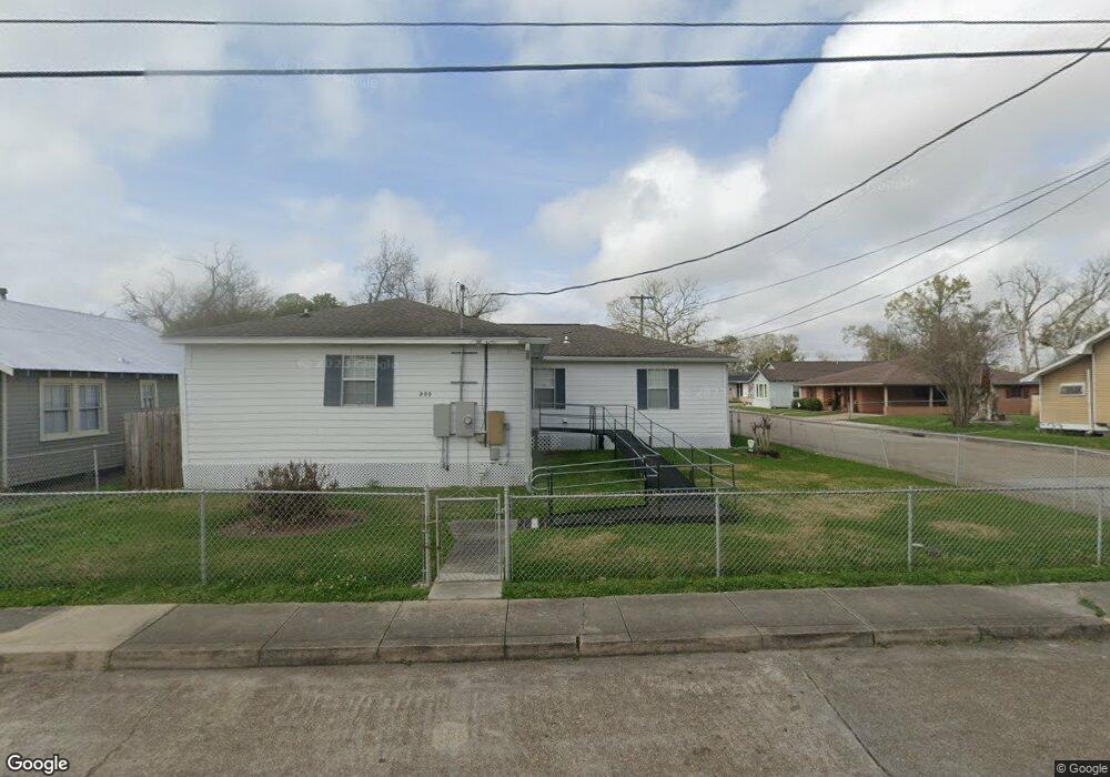 200 Columbus St, Houma, LA 70360 - photo 1