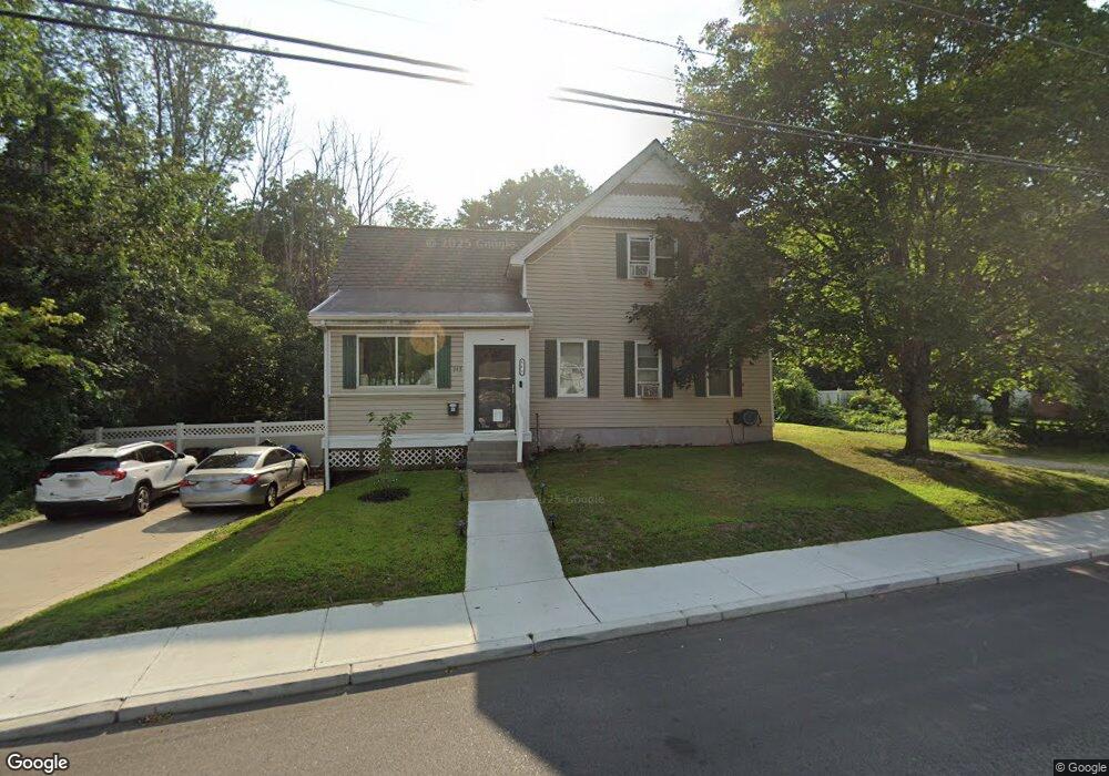 543 Mendon Rd, Woonsocket, RI 02895 - photo 1