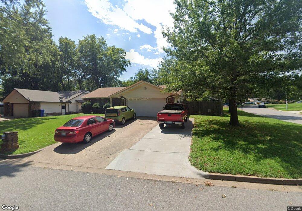 112 W Jefferson Place, Broken Arrow, OK 74011 - photo 1