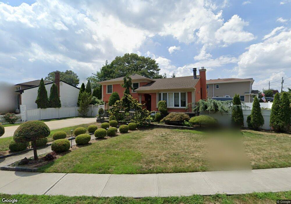 835 Third Ave, Franklin Square, NY 11010 - photo 1