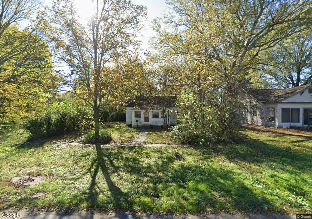 110 E 15th St, Stuttgart, AR 72160 - photo 1