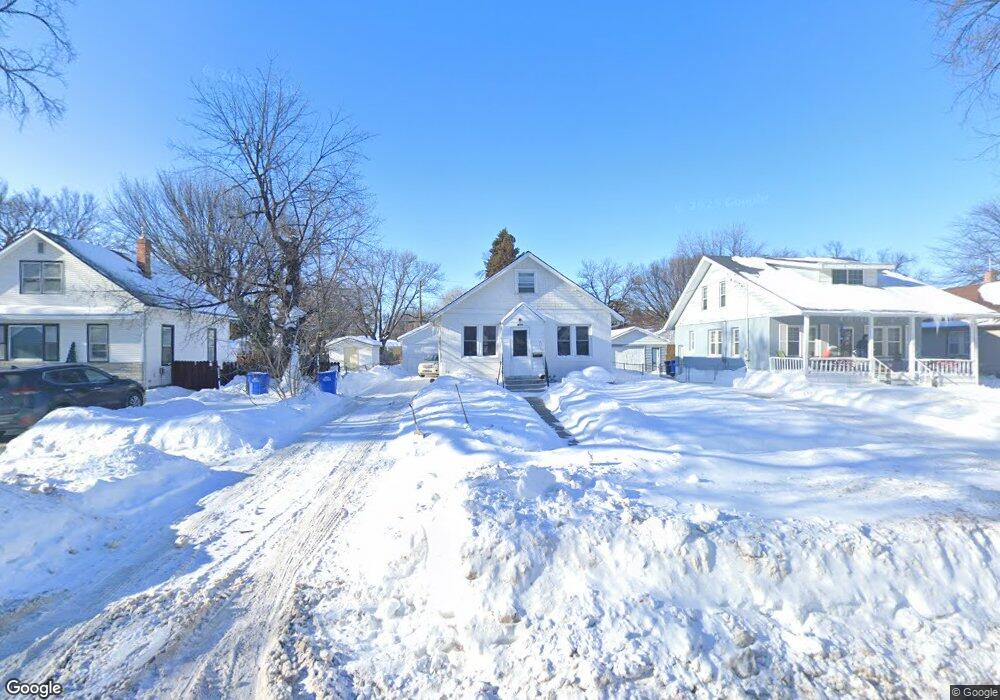 1405 10th St S, Fargo, ND 58103 - photo 1