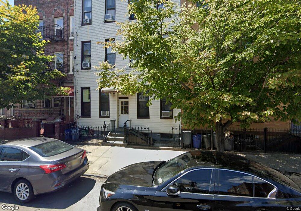 256 Cleveland St, Brooklyn, NY 11208 - photo 1