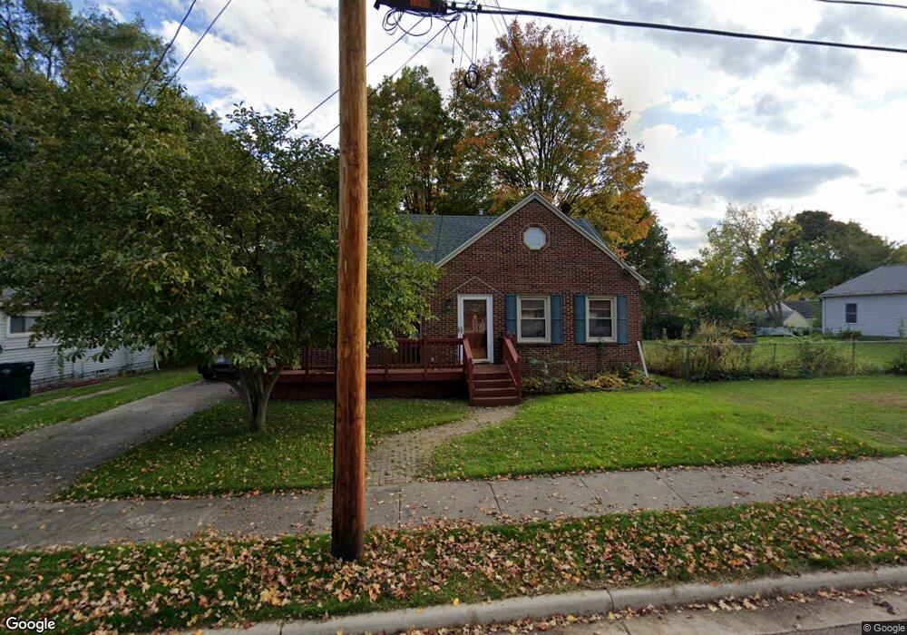 1211 Berten St, Lansing, MI 48910 - photo 1