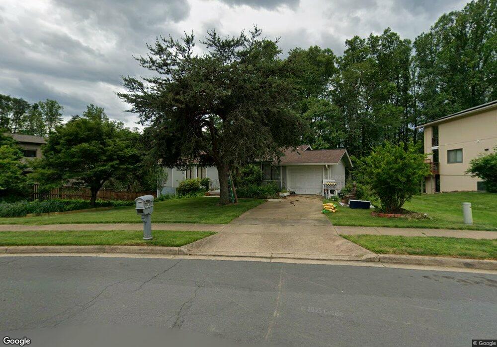 5428 Southport Ln, Fairfax, VA 22032 - photo 1