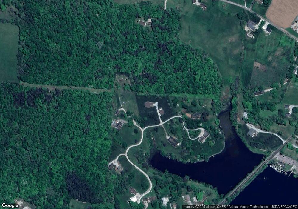 30347 Fern Hill Dr, Logan, OH 43138 - photo 1