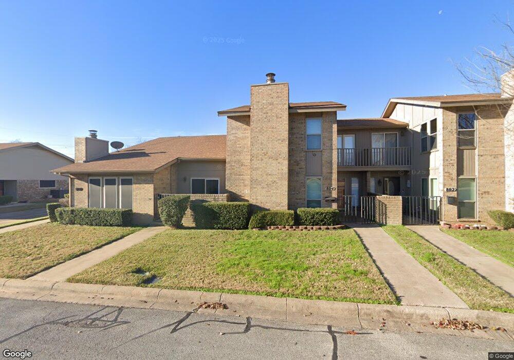 804 Shady Creek Ln, Bedford, TX 76021 - photo 1