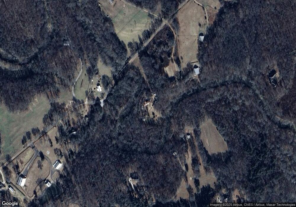 628 Wrights Mill Rd, Commerce, GA 30530 - photo 1