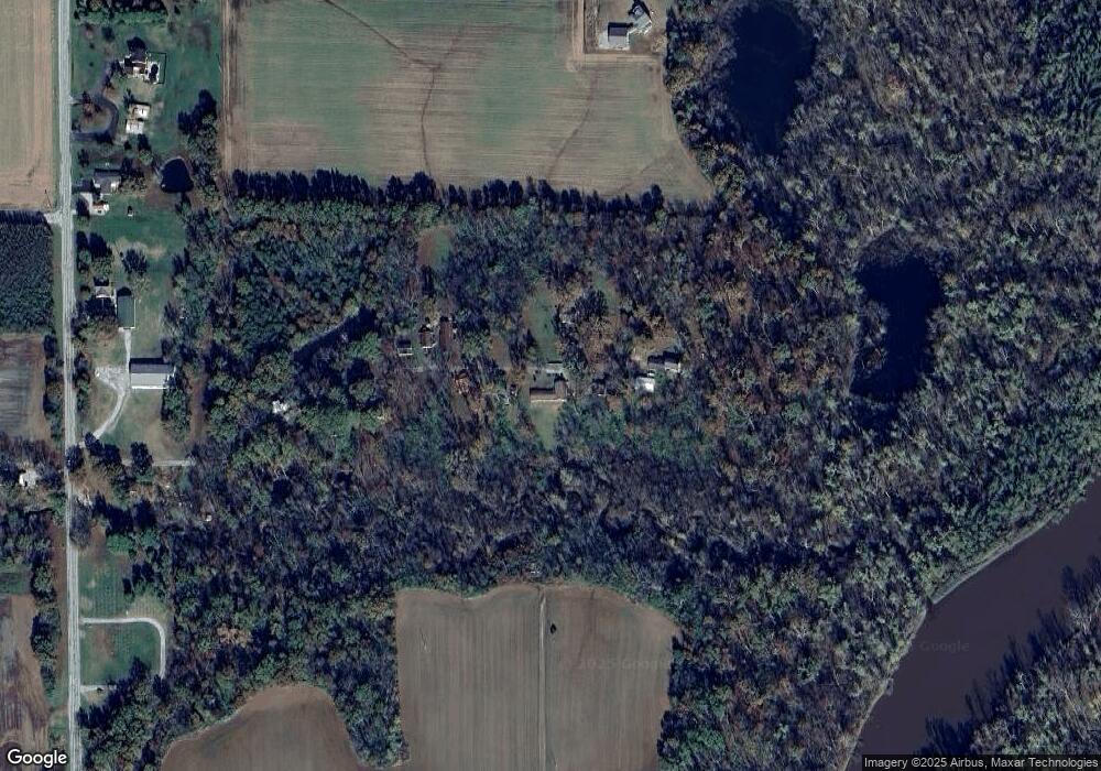 10152 Hickory Hollow Rd, Mascoutah, IL 62258 - photo 1