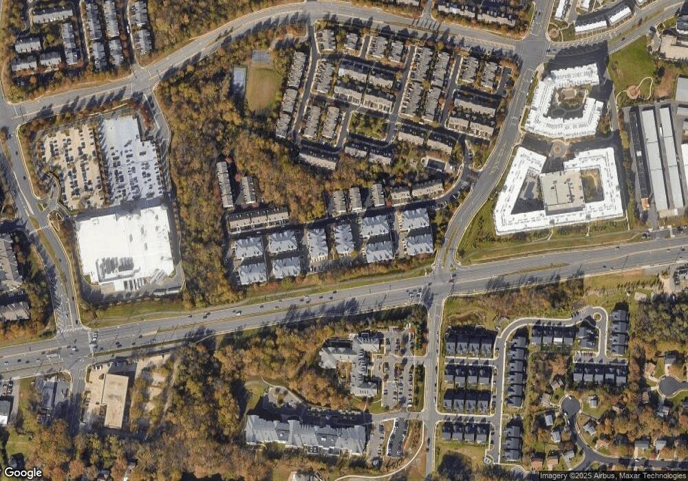 11506 Sperrin Cir unit 83, Fairfax, VA 22030 - photo 1