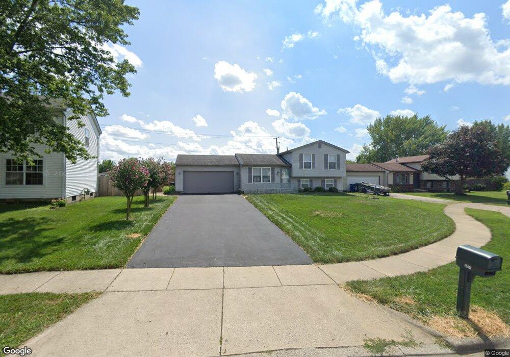 5457 Westgrove Dr, Columbus, OH 43228 - photo 1