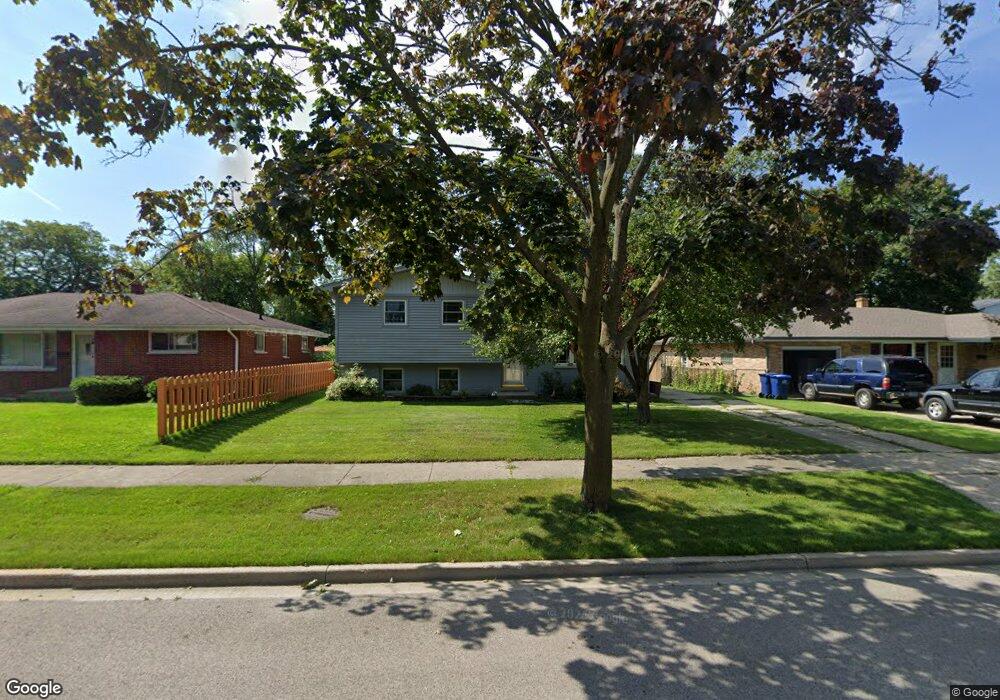 2705 Brnot Ave, Waukegan, IL 60087 - photo 1