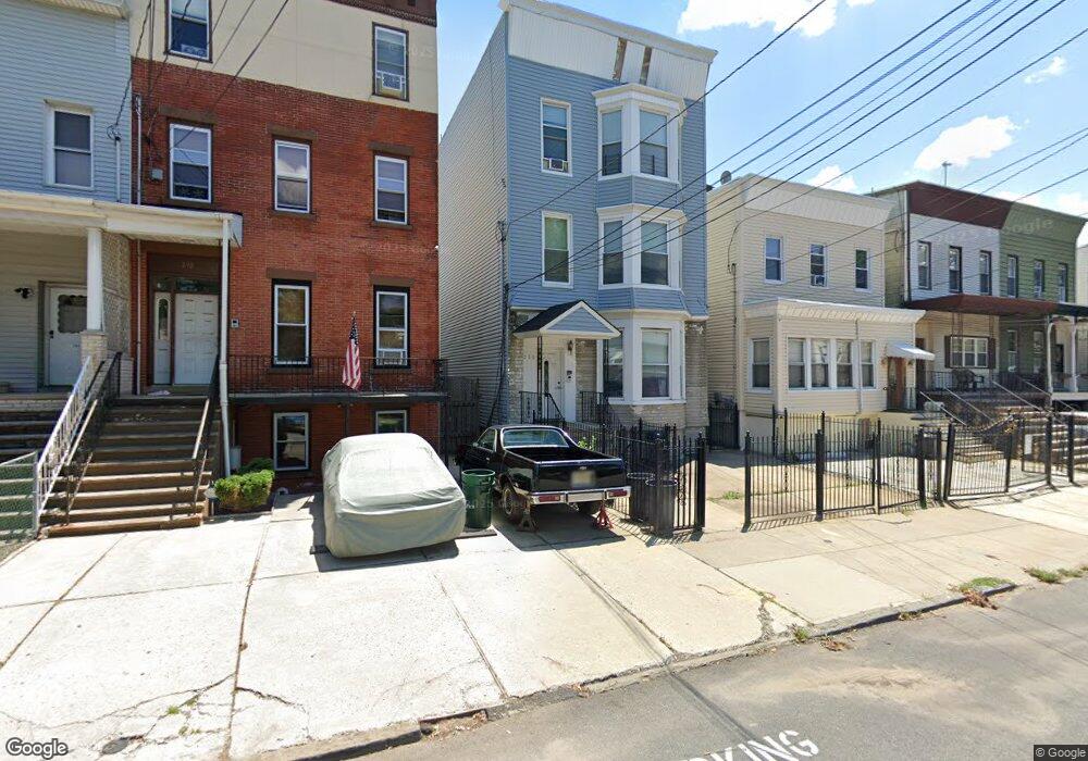 290 Princeton Ave unit 3, Jersey City, NJ 07305 - photo 1