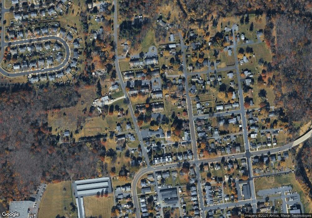 217 Lancaster Ct, Quakertown, PA 18951 - photo 1