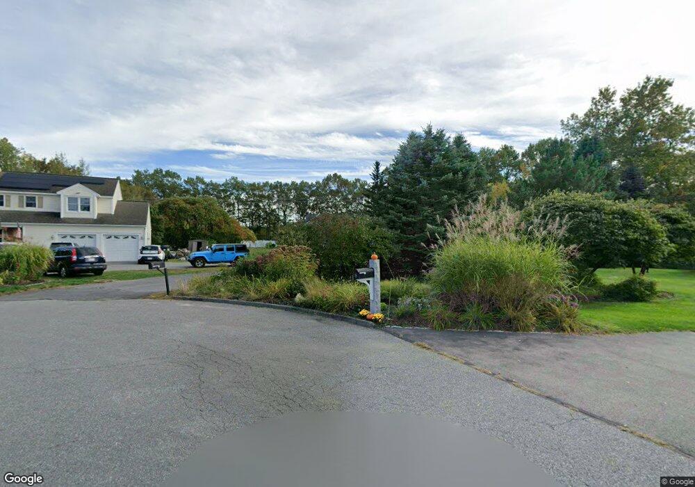 5 Stonebridge Cir, Clinton, MA 01510 - photo 1