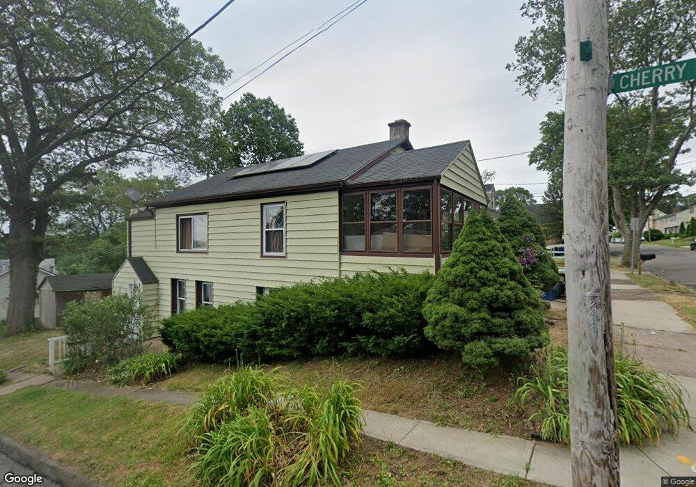 163 Hemlock St, West Haven, CT 06516 - photo 1