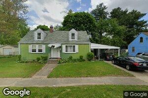 34 Stanhope Rd, Springfield, MA 01109