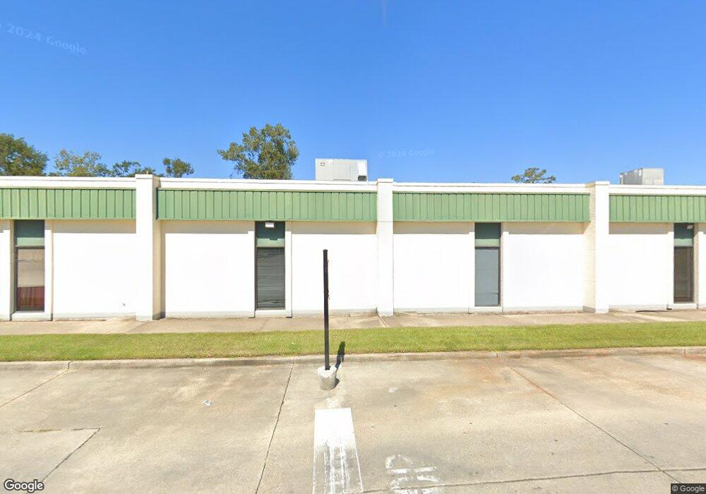 300 Covington Centre unit B, Covington, LA 70433 - photo 1