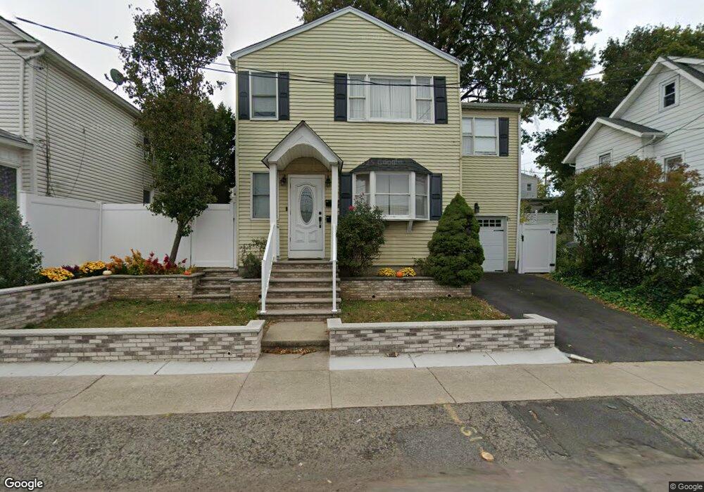 52 Meadow Rd, Rutherford, NJ 07070 - photo 1