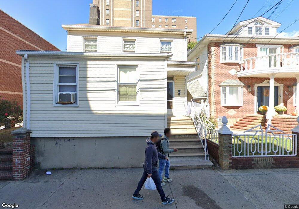 17005 93rd Ave, Jamaica, NY 11433 - photo 1