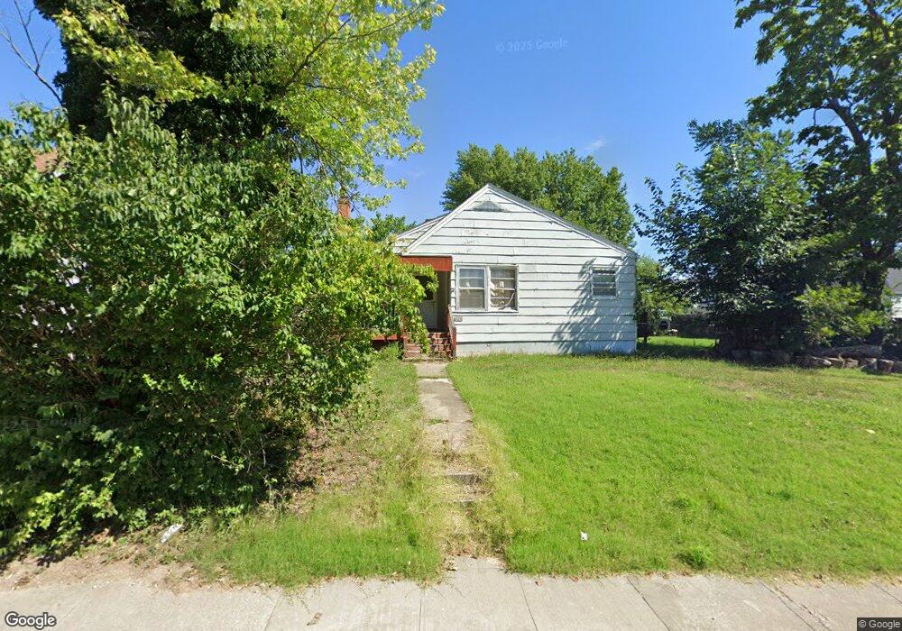 1115 Fisk Ave, Moberly, MO 65270 - photo 1