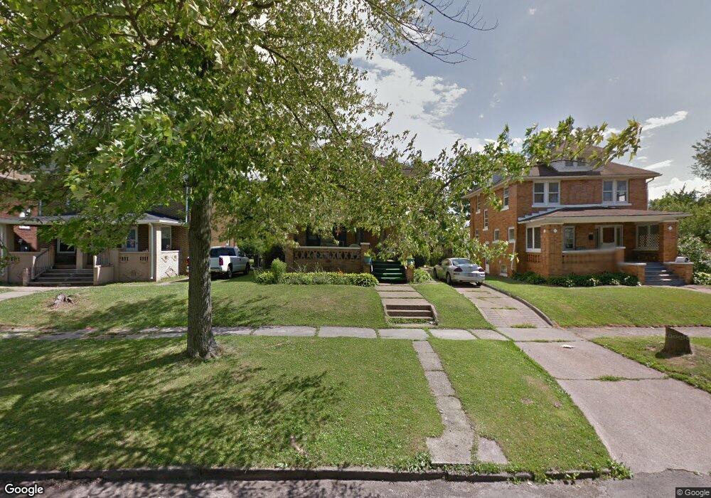 2104 E 30th St, Lorain, OH 44055 - photo 1