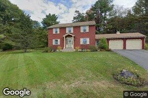 5 Carriage Rd, Cumberland Foreside, ME 04110