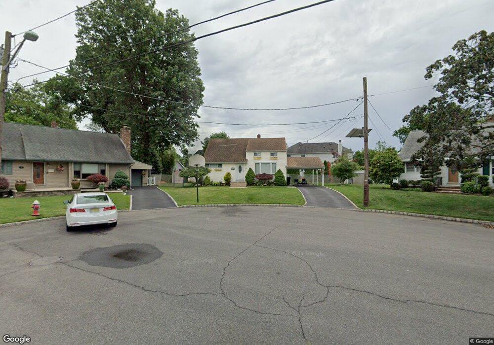 11 Ivy Cir, Clark, NJ 07066 - photo 1