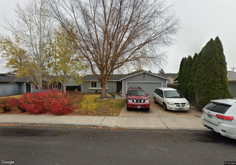 1428 SW 28th St, Redmond, OR 97756 - photo 1