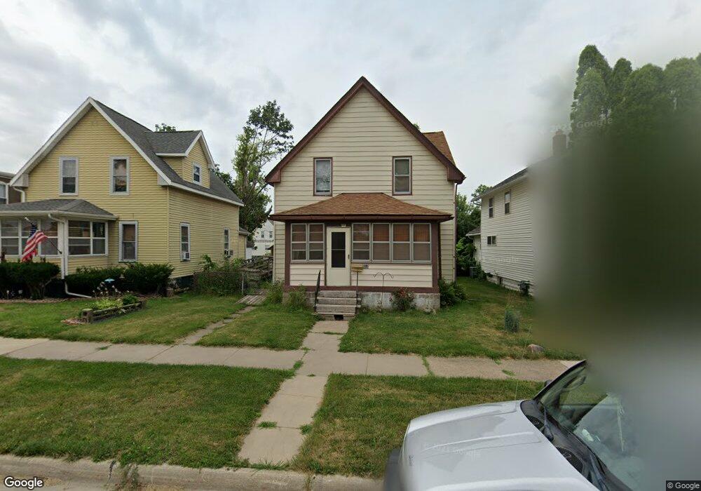 816 N St SW, Cedar Rapids, IA 52404 - photo 1