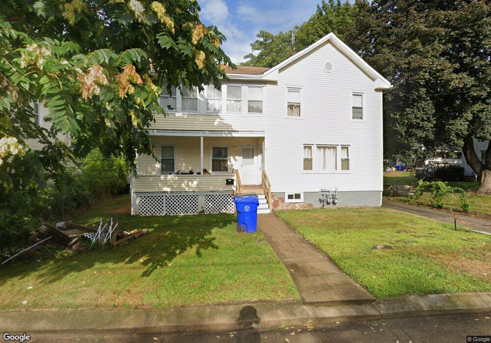 18 Mcniff St, West Warwick, RI 02893 - photo 1