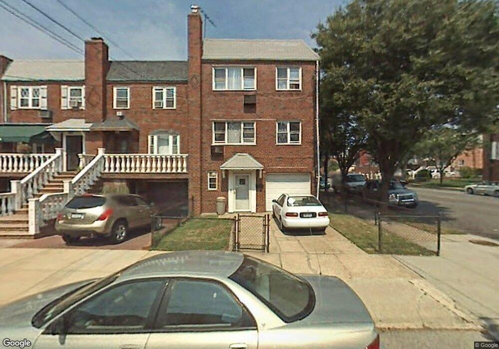 7319 58th Ave, Maspeth, NY 11378 - photo 1