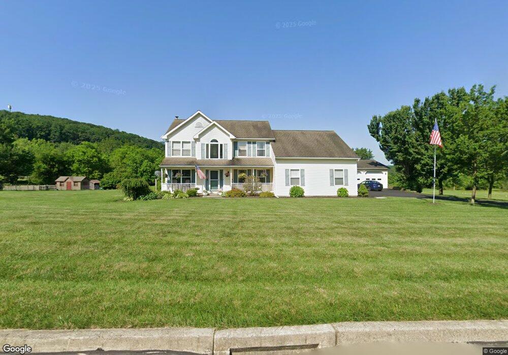 6540 Meadow Ct, Coopersburg, PA 18036 - photo 1