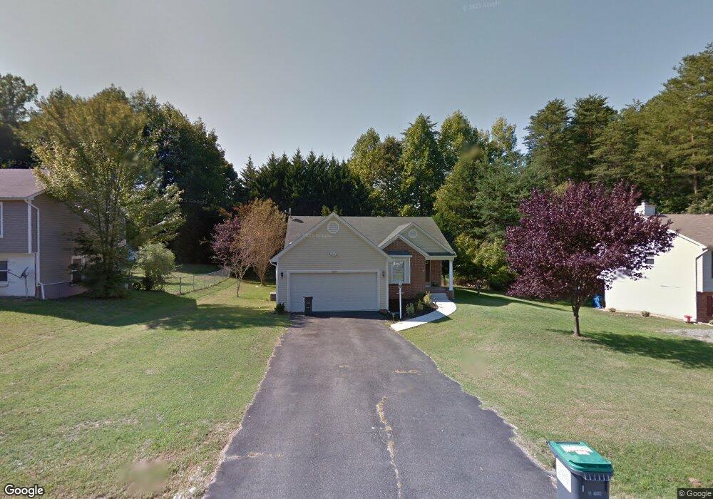 10727 Cobblestone Dr, Spotsylvania, VA 22553 - photo 1