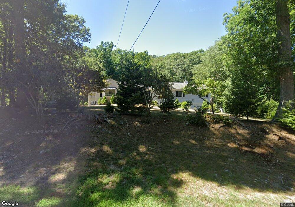 1360 Riverbank Rd, Stamford, CT 06903 - photo 1