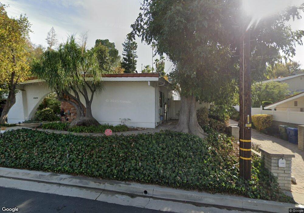 22698 Crespi St, Woodland Hills, CA 91364 - photo 1