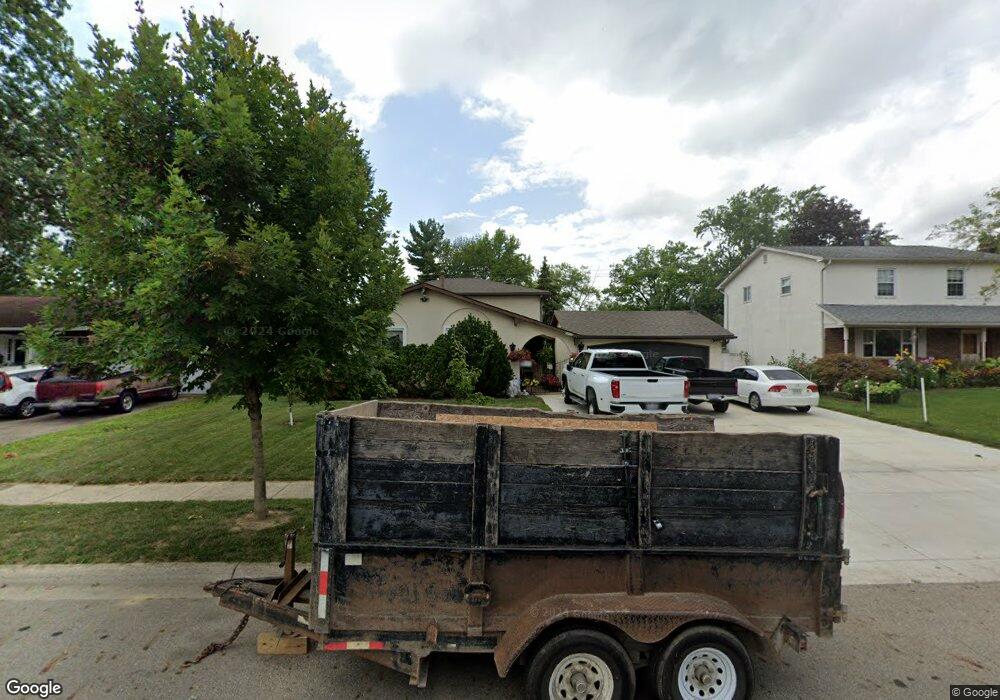 6119 Darby Ln, Columbus, OH 43229 - photo 1