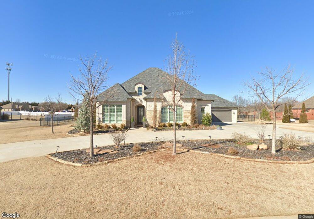 2408 Winged Foot Way, Shawnee, OK 74801 - photo 1