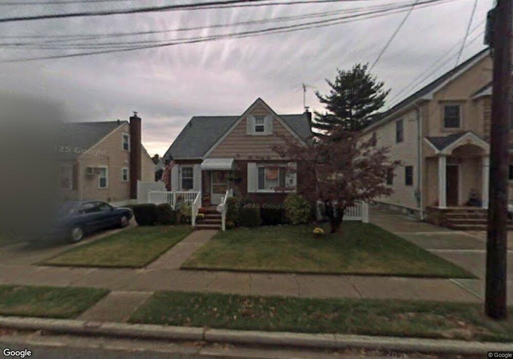 226 Hoffman St, Franklin Square, NY 11010 - photo 1