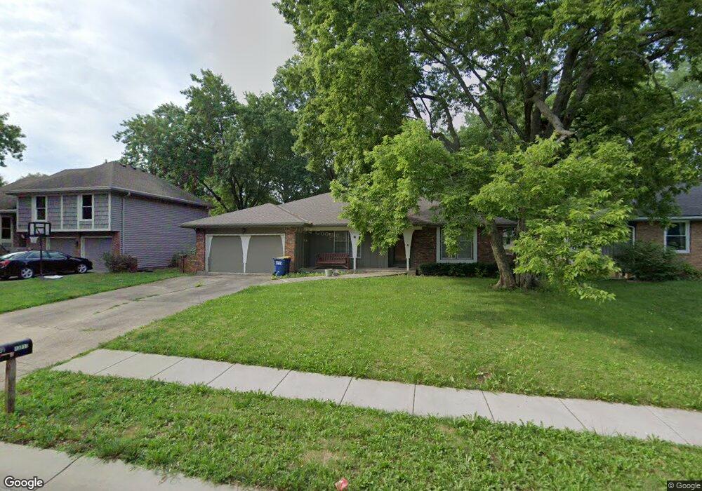 13711 W 69th St, Shawnee, KS 66216 - photo 1