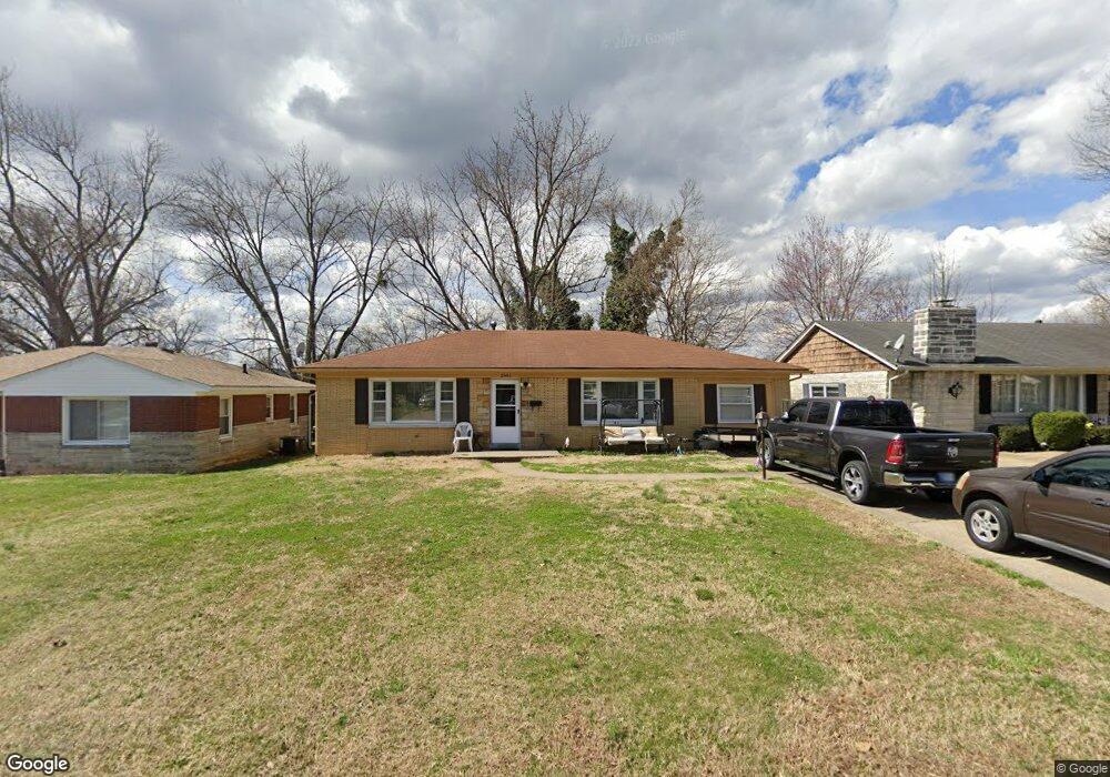 2601 E Robin Rd, New Albany, IN 47150 - photo 1