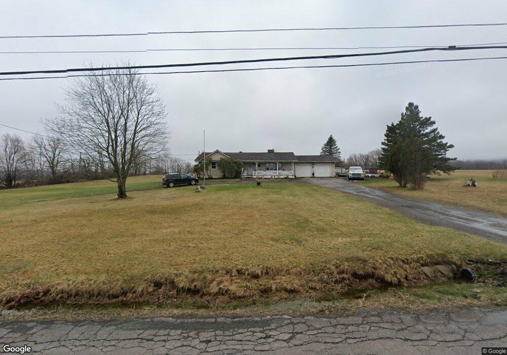 253 Lake Quinn Rd, Waymart, PA 18472 - photo 1