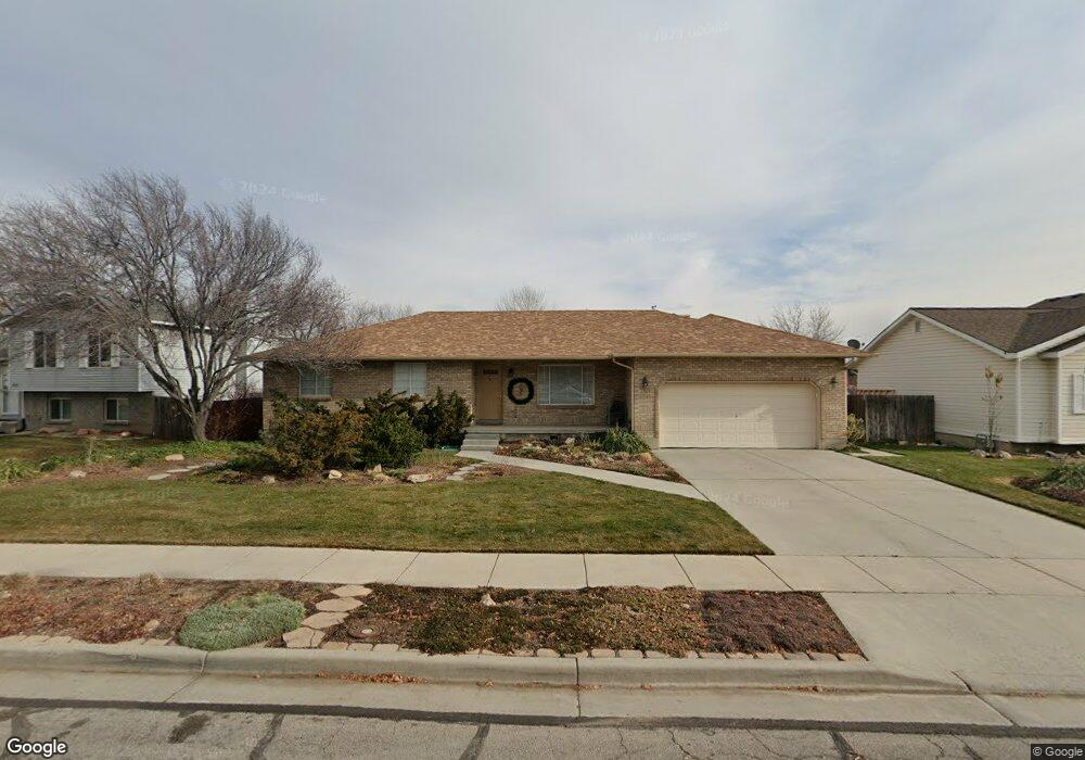 12739 Bergen Cir, Riverton, UT 84065 - photo 1