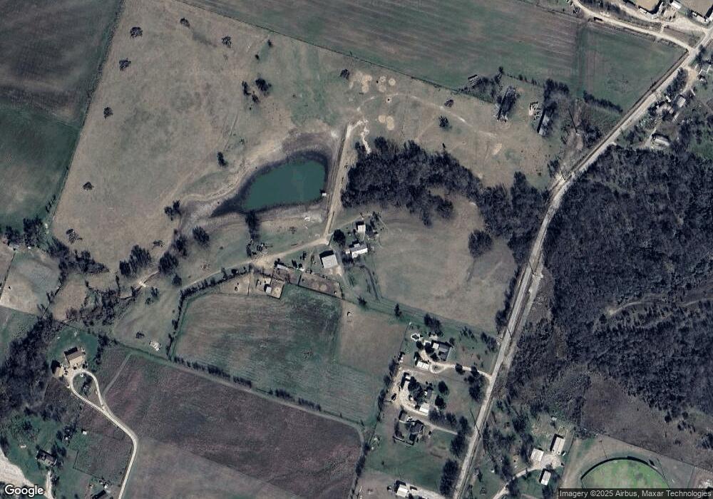 714 N Waco Rd, Troy, TX 76579 - photo 1