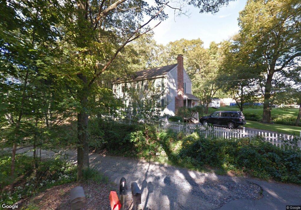 10 Hemlock Rd, Wrentham, MA 02093 - photo 1