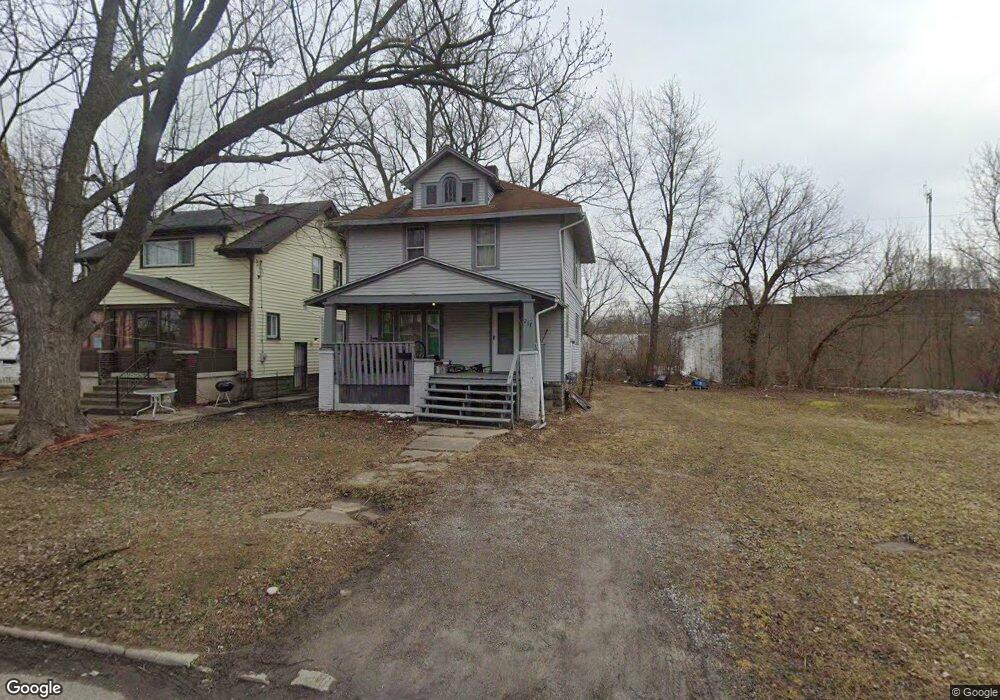 217 W 13th St, Flint, MI 48503 - photo 1